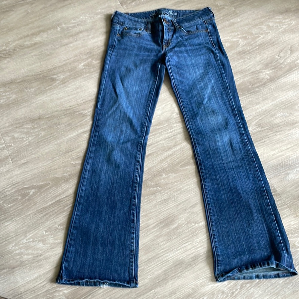 American Eagle 🦅 “FAVORITE BOYFRIEND “ jeans boot cut size: 4